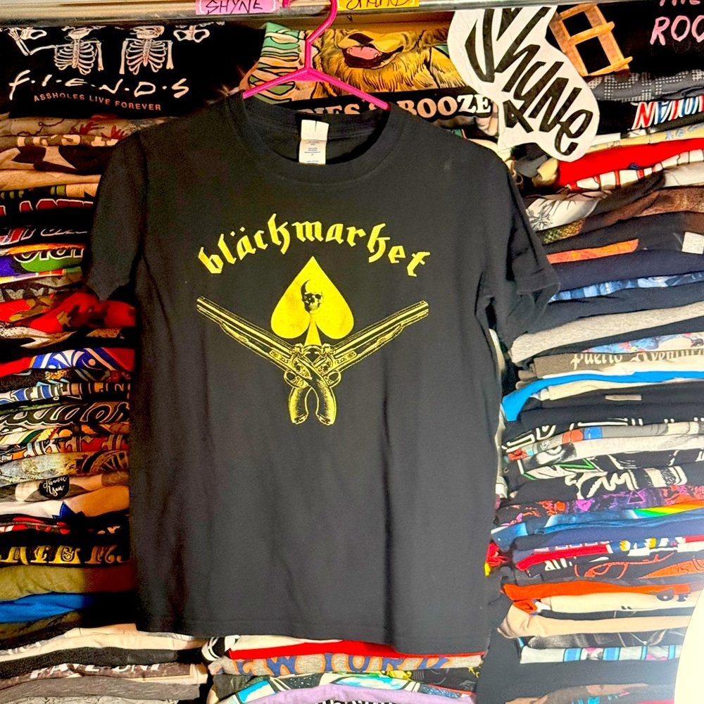 🍁 Vintage Blackmarket Band Shirt Small 🍁